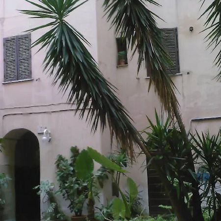 Roma Prince Inn Accommodation Exteriör bild